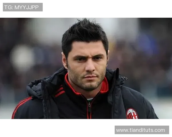 自己动手打造独特足球球星壁纸教程分享让房间更具运动激情魅力