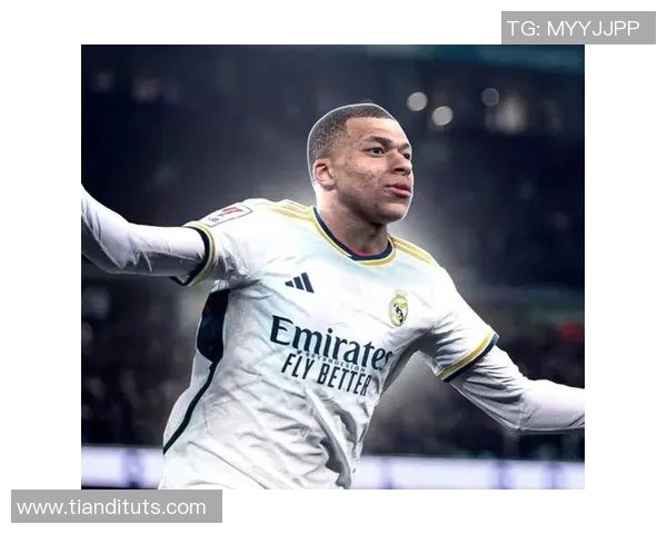 足球球星33号背后故事揭秘 谁才是这个数字的传奇缔造者